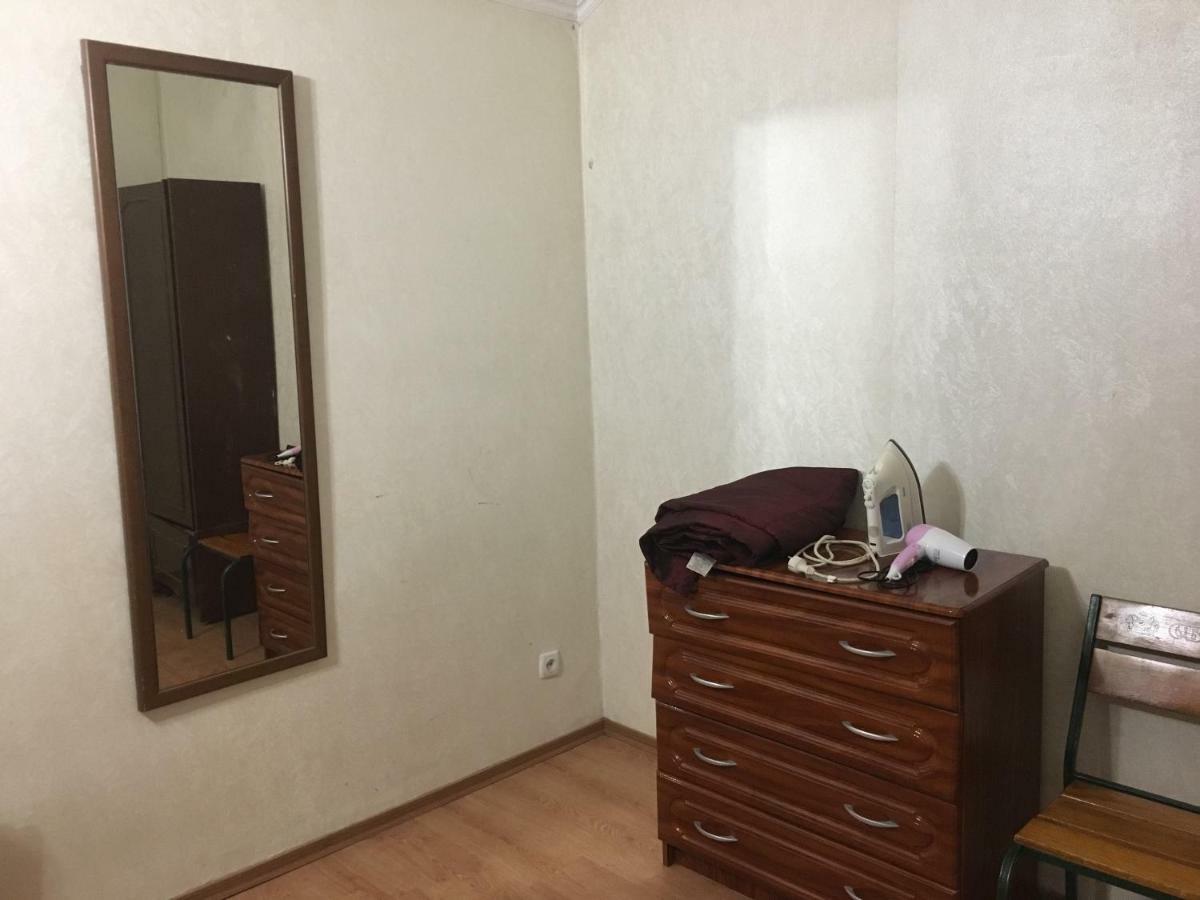 Міні-Готель Бахус Kamjanez-Podilskyj Exterior foto